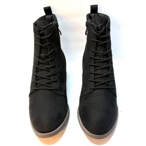 Journee Collection Women Vienna Lace Up Stacked Heel Booties Black Size 9.5W NWT